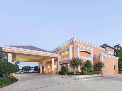 Days Inn By Wyndham Dallas Irving Exteriör bild